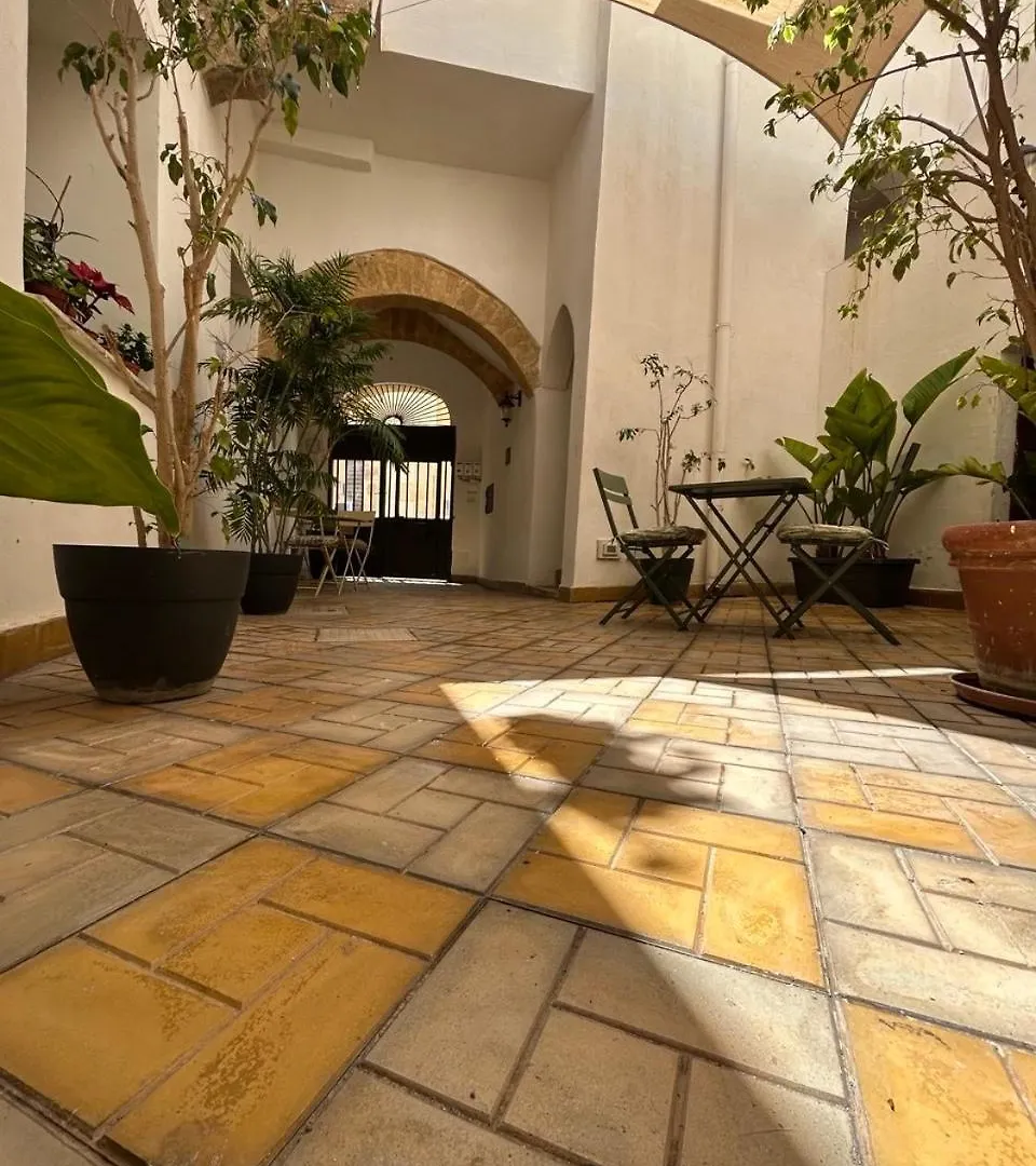 Il Cortile Di San Michele - Home 1 Marsala 0*,  Italy